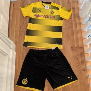 Men's Dortmund Evonik jersey and shorts
